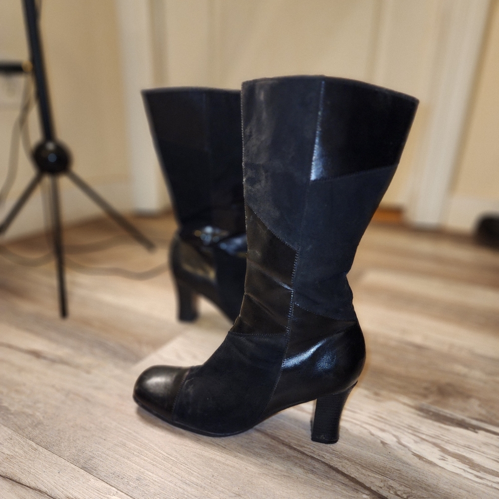Elegant Black Women's suede and leather  Boots